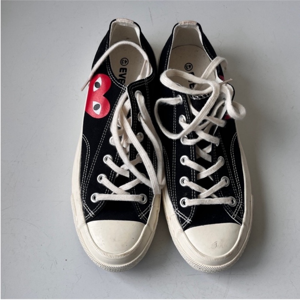 EUC Commes de Garçons play chuck Taylor 
▪️Size 43
New